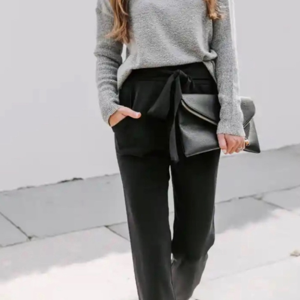 Vici knit Tied front cuffs Pocketed Black Trousers Size Large